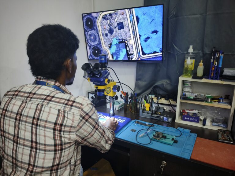 filter: 0; fileterIntensity: 0.0; filterMask: 0; captureOrientation: 0;
algolist: 0;
multi-frame: 1;
brp_mask:0;
brp_del_th:null;
brp_del_sen:null;
delta:null;
module: photo;hw-remosaic: false;touch: (0.44101834, 0.634236);sceneMode: 5767168;cct_value: 0;AI_Scene: (-1, -1);aec_lux: 0.0;aec_lux_index: 0;HdrStatus: auto;albedo:  ;confidence:  ;motionLevel: 0;weatherinfo: null;temperature: 35;